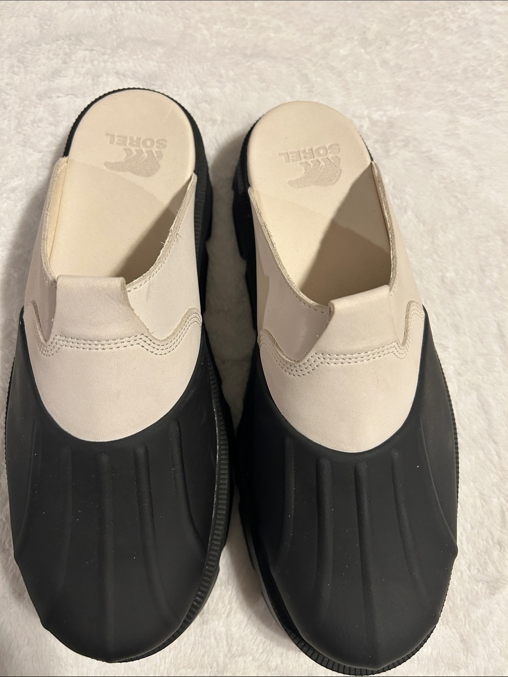 Sorel Rein CB Women Slip-On Clog Chalk/black Color. Lightweight EVA footbed. - Picture 10 of 11